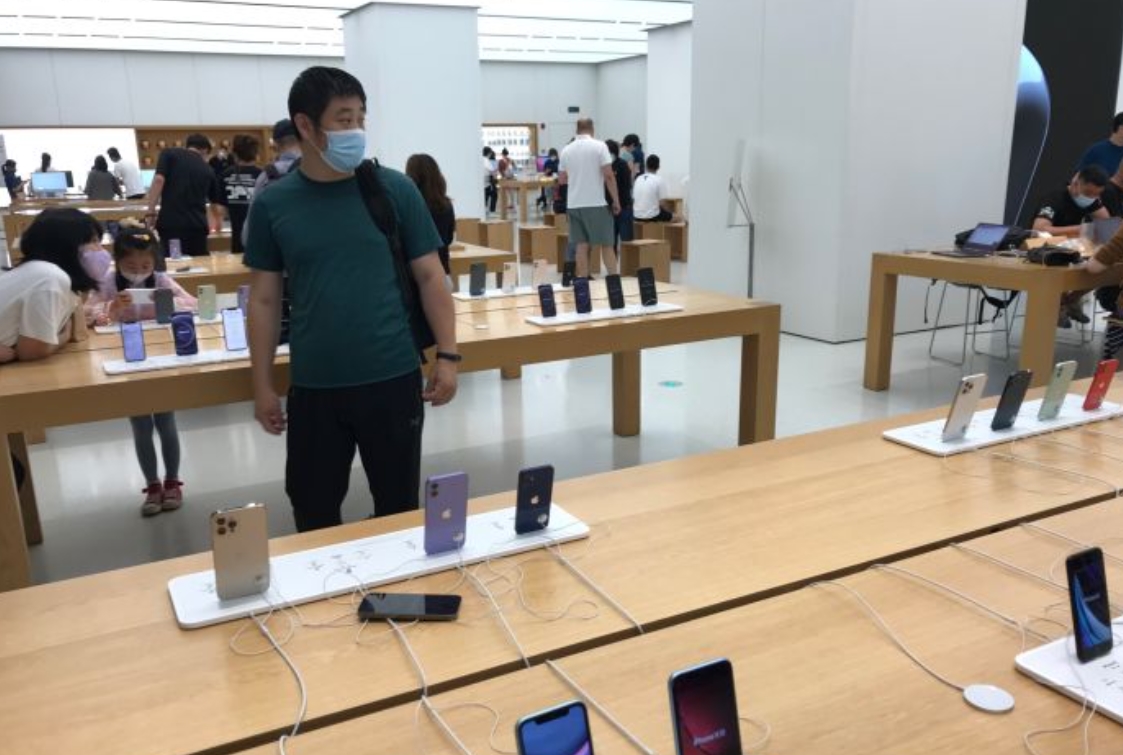 APPLE Store 大連恒隆廣場店