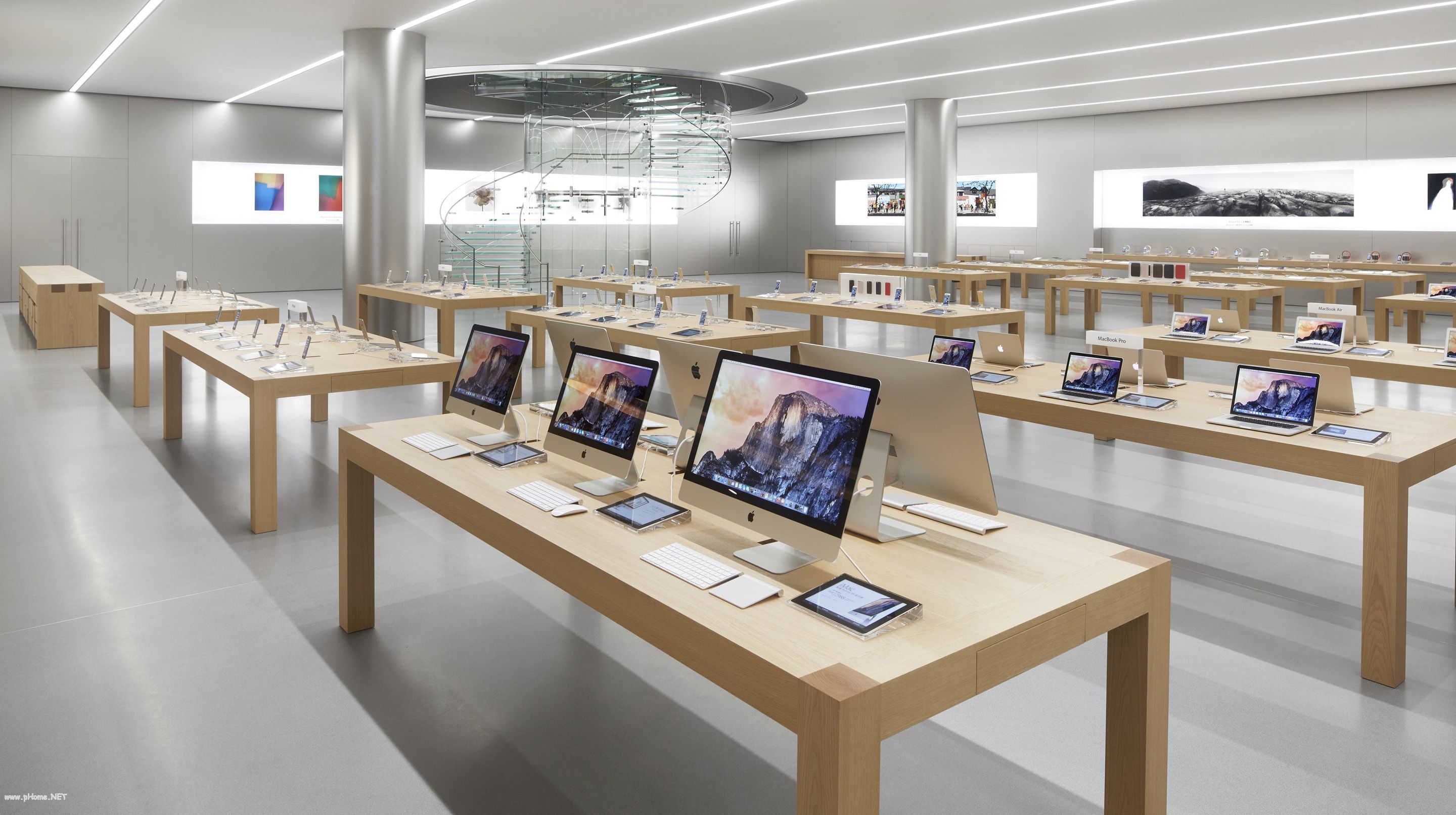 APPLE Store 解放碑店